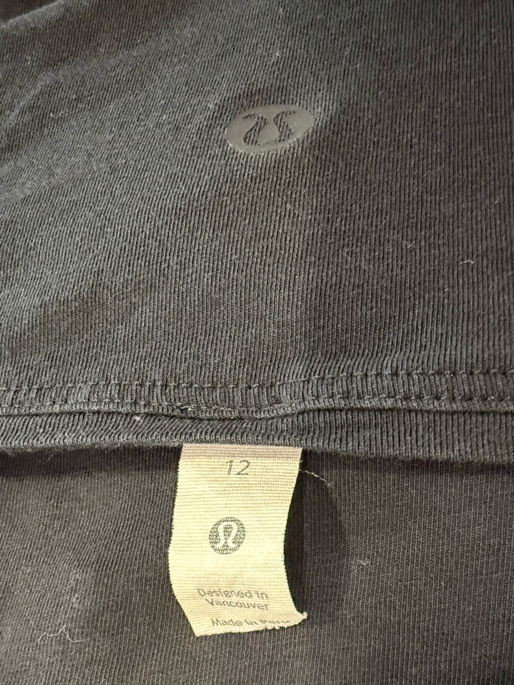 lululemon athletica Black Short Sleeve Crew Tee - Picture 3 of 3